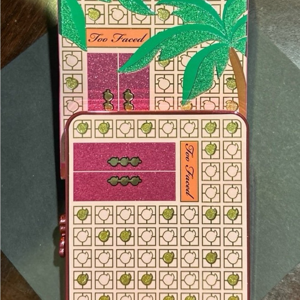 Too Faced Palm Springs Dreams Eyeshadow Palette